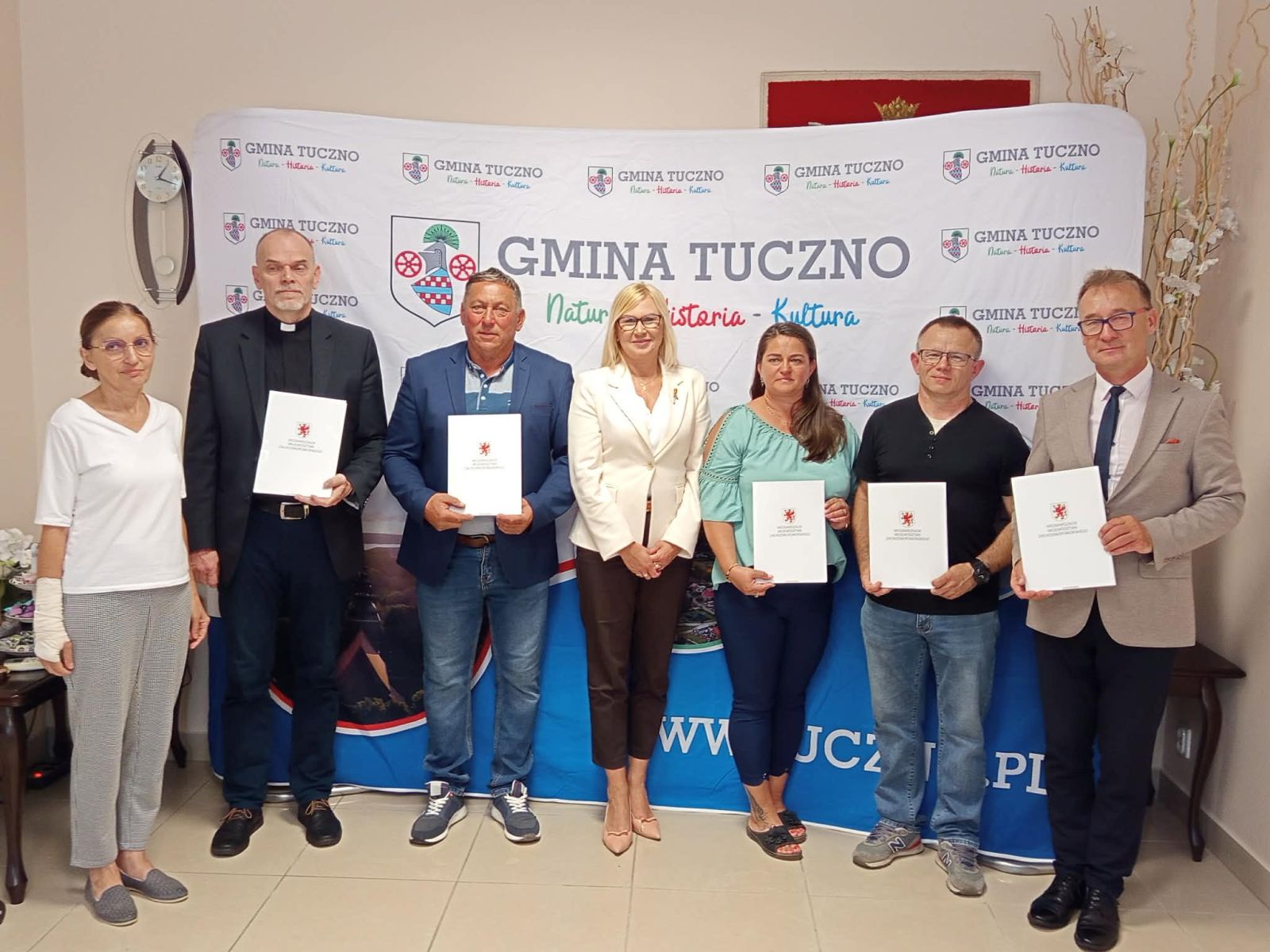 Zdjęcie: Gmina Tuczno podpisała umowy na dofinansowanie ważnych lokalnych inicjatyw